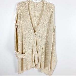 Sz L Free People sweater/jacket cream
